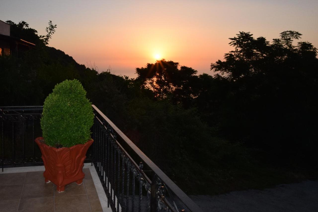 D & K Guest House Makrirrákhi 外观 照片
