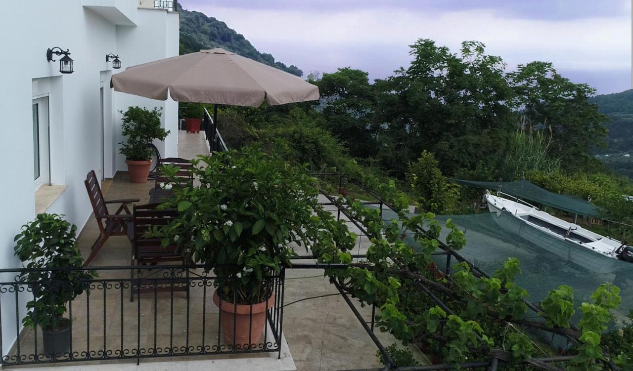 D & K Guest House Makrirrákhi 外观 照片